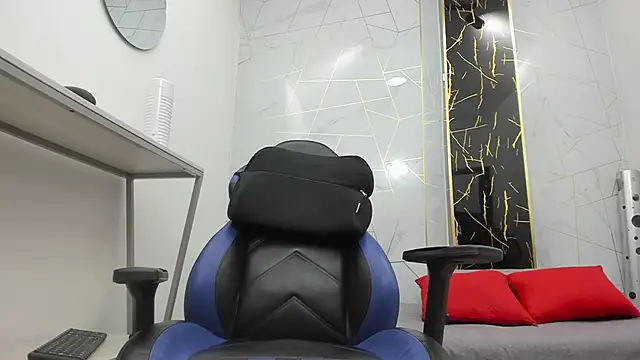 Steven x94 online show from November 2025 11:54:01 AM