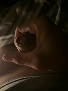 Snapshot of eyepelee chatting on December 2025 05:23:01 AM eyepelee online show from December 2025 05:23:01 AM