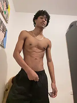 Snapshot of Masterikee chatting on February 2025 01:53:02 PM Masterikee online show from February 2025 01:53:02 PM