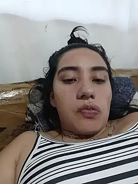 Snapshot of Hellen_Alex chatting on January 2026 02:31:01 PM Hellen Alex online show from January 2026 02:31:01 PM