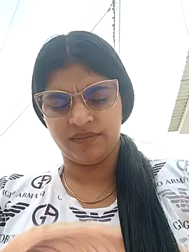 Snapshot of naughty-girl01 chatting on February 2025 01:32:02 PM naughty-girl01 online show from February 2025 01:32:02 PM