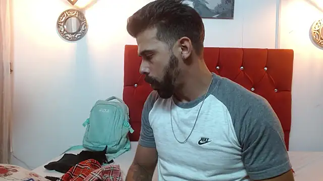 Snapshot of max_ashley_mds chatting on February 2025 06:49:02 PM max ashley mds online show from February 2025 06:49:02 PM