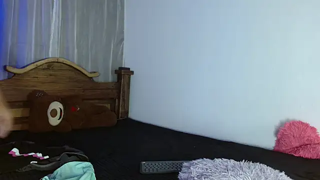 Snapshot of max_ashley_mds chatting on March 2025 06:50:02 PM max ashley mds online show from March 2025 06:50:02 PM