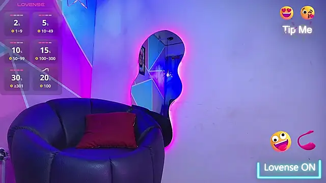 Snapshot of max_ashley_mds chatting on October 2025 08:40:02 PM max ashley mds online show from October 2025 08:40:02 PM