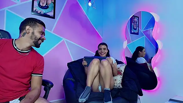 Snapshot of max_ashley_mds chatting on October 2025 01:42:02 PM max ashley mds online show from October 2025 01:42:02 PM