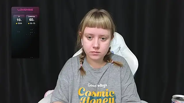 June shy0 online show from December 2025 08:01:02 AM