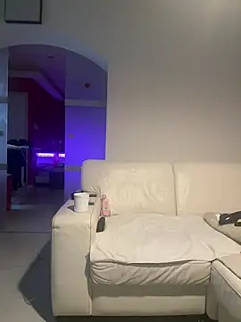 sissytrainz online show from March 2026 05:44:02 AM