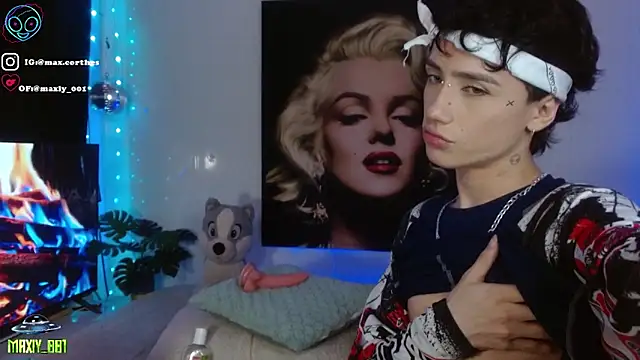 maxiy 001 online show from February 2026 12:09:02 AM