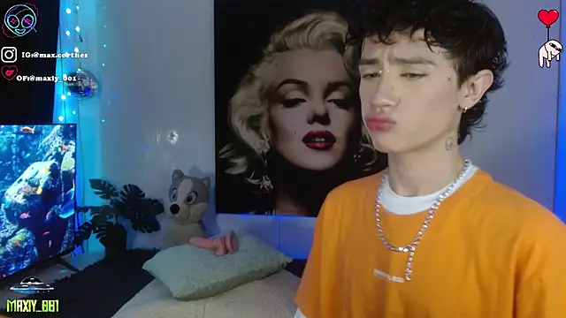 maxiy 001 online show from April 2026 03:57:01 AM