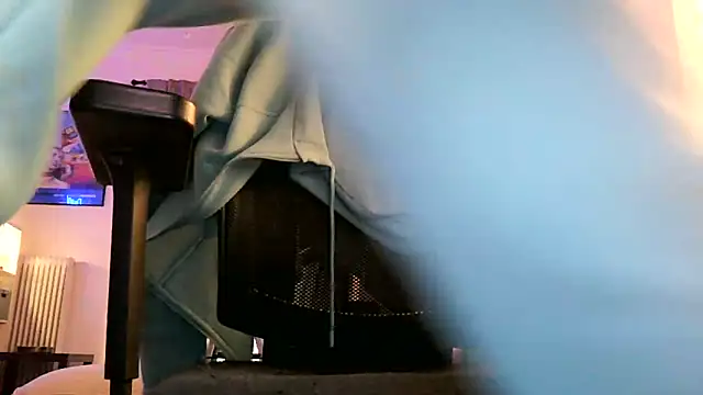 Snapshot of Bigone_uncut chatting on October 2025 03:25:01 PM Bigone uncut online show from October 2025 03:25:01 PM