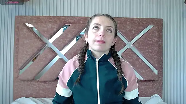  isaabellaa online show from April 2026 12:27:01 PM