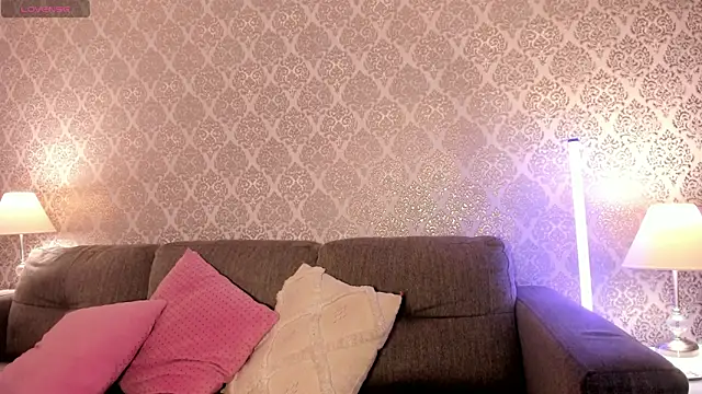 Snapshot of AriRobert_ chatting on January 2026 12:20:02 PM AriRobert online show from January 2026 12:20:02 PM