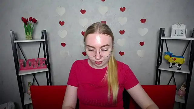 BeatriceFly online show from December 2024 03:16:02 PM