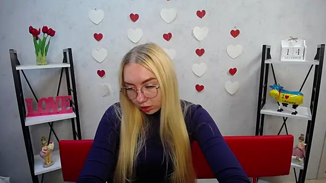 BeatriceFly online show from December 2024 09:29:02 AM