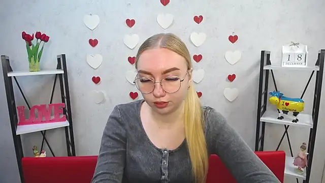 BeatriceFly online show from December 2024 09:14:02 AM