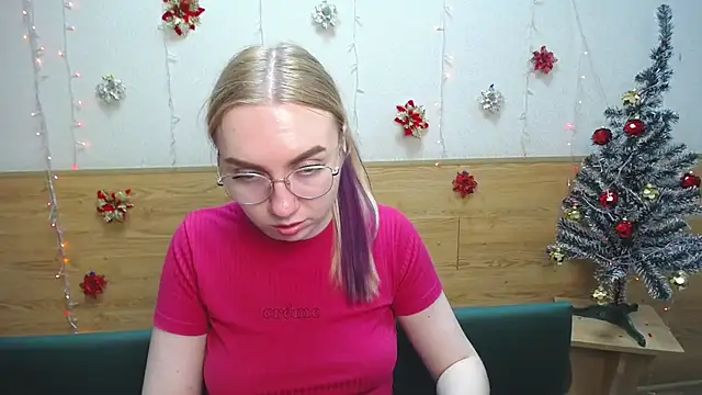 BeatriceFly online show from January 2025 04:01:02 PM