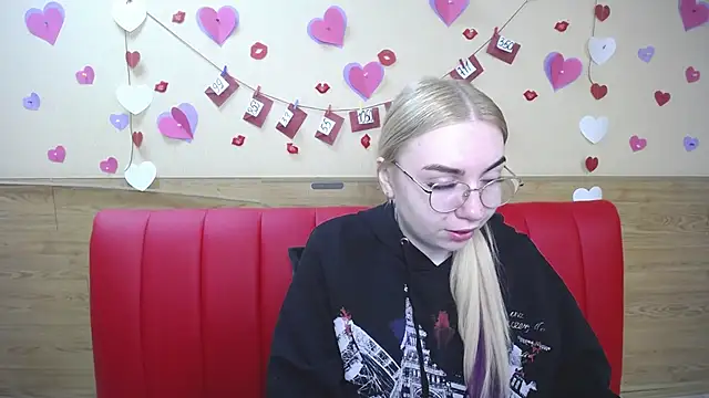 BeatriceFly online show from March 2025 06:35:02 AM