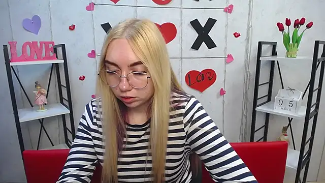 BeatriceFly online show from March 2025 09:16:01 AM