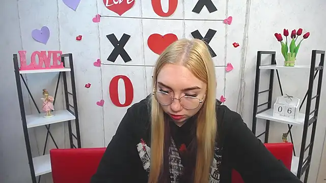 BeatriceFly online show from March 2025 07:36:01 AM