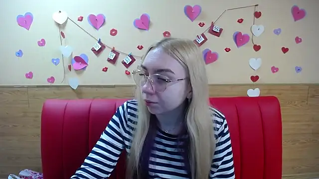 BeatriceFly online show from March 2025 06:05:01 AM