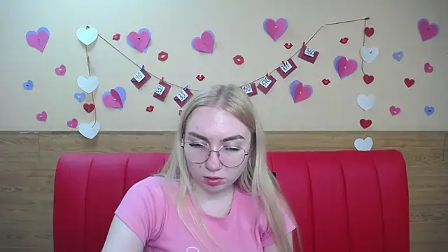 BeatriceFly online show from March 2025 03:17:02 PM