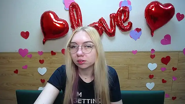 BeatriceFly online show from March 2025 06:07:02 AM