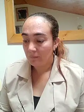 Snapshot of skayhot_ chatting on April 2026 01:52:02 PM skayhot online show from April 2026 01:52:02 PM