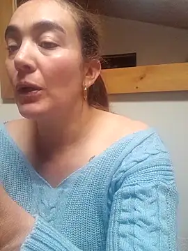 Snapshot of skayhot_ chatting on April 2026 01:06:02 PM skayhot online show from April 2026 01:06:02 PM