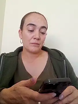 Snapshot of skayhot_ chatting on June 2026 01:36:01 PM skayhot online show from June 2026 01:36:01 PM