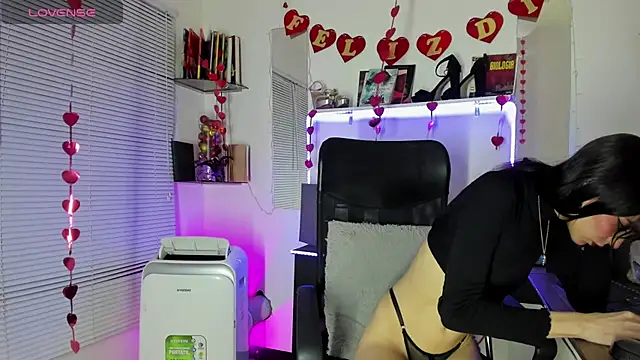 Snapshot of YUKIODAVIS chatting on February 2025 03:45:01 AM YUKIODAVIS online show from February 2025 03:45:01 AM