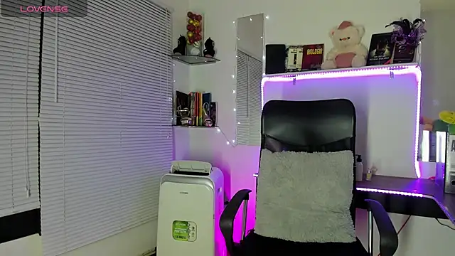 Snapshot of YUKIODAVIS chatting on March 2025 01:09:01 AM YUKIODAVIS online show from March 2025 01:09:01 AM