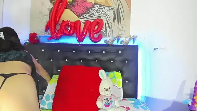 Snapshot of YUKIODAVIS chatting on September 2025 12:58:02 AM YUKIODAVIS online show from September 2025 12:58:02 AM