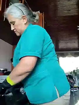 Edged Hot69 online show from December 2024 05:11:01 PM