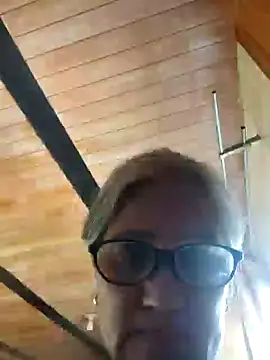 Edged Hot69 online show from December 2024 05:48:01 PM