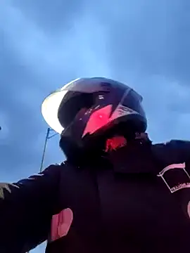 Edged Hot69 online show from March 2025 10:50:01 AM