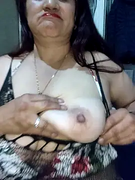 Edged Hot69 online show from November 2025 02:12:01 AM