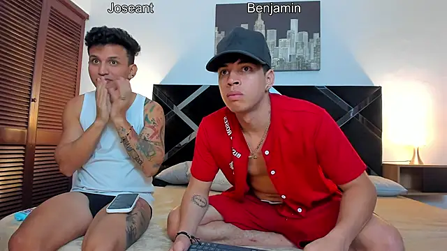 Snapshot of toyboys1 chatting on April 2026 03:51:01 AM toyboys1 online show from April 2026 03:51:01 AM