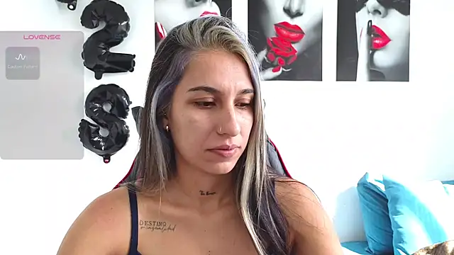 tammyandrade  online show from October 2025 01:39:02 PM