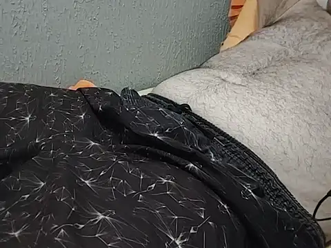 Snapshot of mfreitas005 chatting on December 2025 02:20:01 AM mfreitas005 online show from December 2025 02:20:01 AM