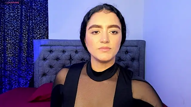 Snapshot of Adhara-zanne chatting on April 2026 05:36:01 PM Adhara-zanne online show from April 2026 05:36:01 PM