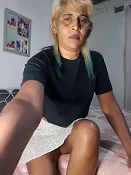 Goodgirlsue 77 online show from December 2025 04:05:01 PM