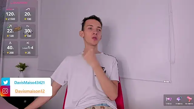 Maisondavis  online show from March 2025 08:03:02 PM