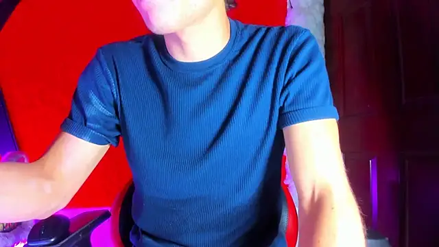 LilOwen  online show from March 2026 05:45:01 PM