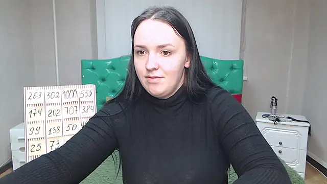 IsabelBlackberry online show from January 2025 09:03:01 AM