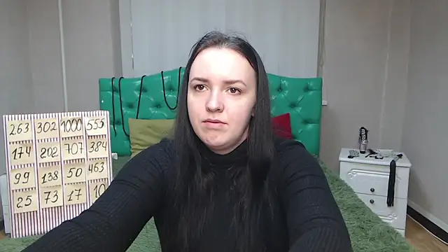 IsabelBlackberry online show from February 2025 06:00:01 AM