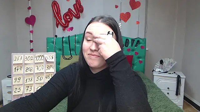 IsabelBlackberry online show from February 2025 09:24:02 AM