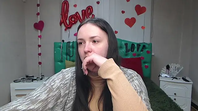 IsabelBlackberry online show from February 2025 12:26:02 PM