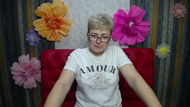 EmiliaGree online show from April 2026 05:13:02 PM