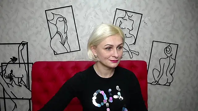 OliviaHorst online show from December 2024 04:31:01 PM