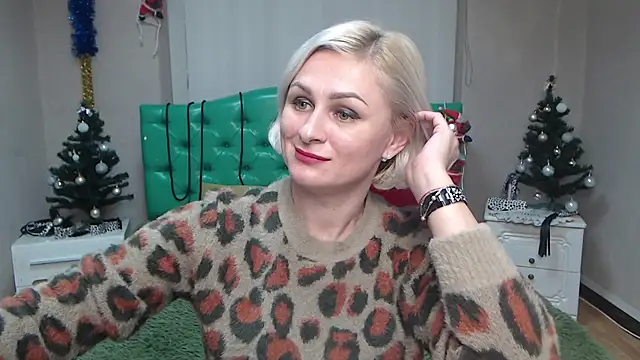 OliviaHorst online show from December 2024 05:31:02 PM